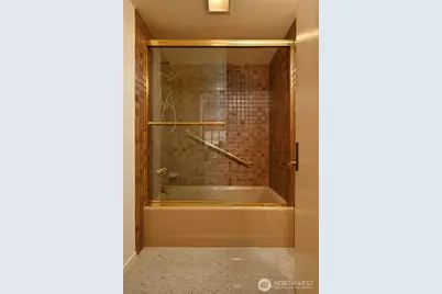 1301 Spring Street #6D, Seattle, WA 98104 - Photo 17