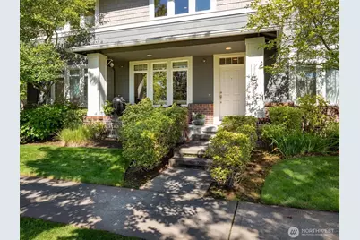 1804 10th Avenue NE #1320, Issaquah, WA 98029 - Photo 3