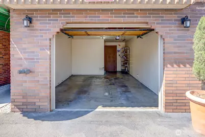 12035 32nd Avenue NE #304, Seattle, WA 98125 - Photo 19