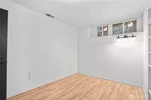 3240 90th Pl SE, Mercer Island, WA 98040 - Photo 31