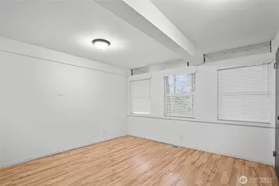 3240 90th Place SE, Mercer Island, WA 98040 - Photo 17