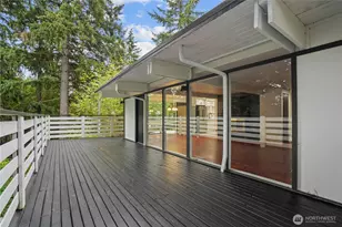 3240 90th Pl SE, Mercer Island, WA 98040 - Photo 3