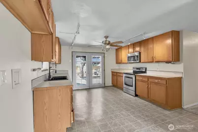 1621 113th Street S, Tacoma, WA 98444 - Photo 5