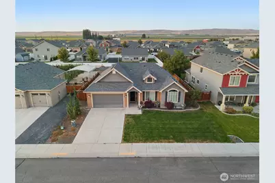109 J Street NE, Quincy, WA 98848 - Photo 3