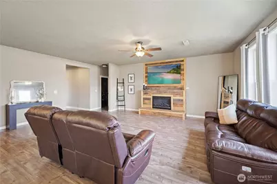 109 J Street NE, Quincy, WA 98848 - Photo 7