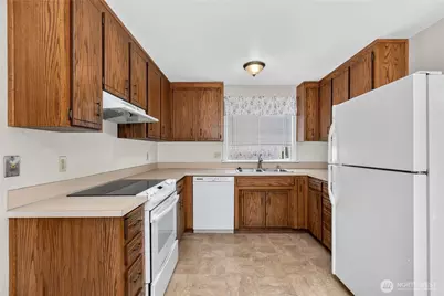 10114 52nd Drive NE, Marysville, WA 98270 - Photo 7