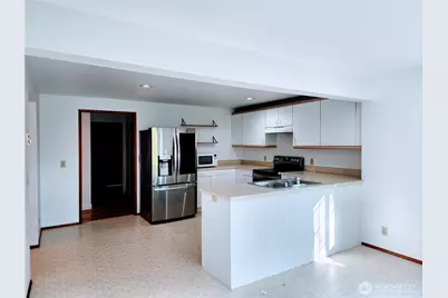 8542 Battle Point Drive NE, Bainbridge Island, WA 98110 - Photo 5