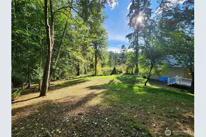 8542 Battle Point Drive NE, Bainbridge Island, WA 98110 - Photo 17