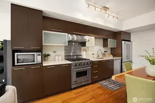 2911 2nd Ave, Seattle, WA 98121 - Photo 7