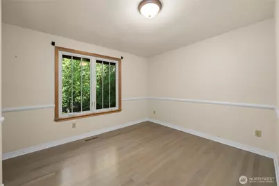 8051 NE Paulanna Lane, Bainbridge Island, WA 98110 - Photo 33
