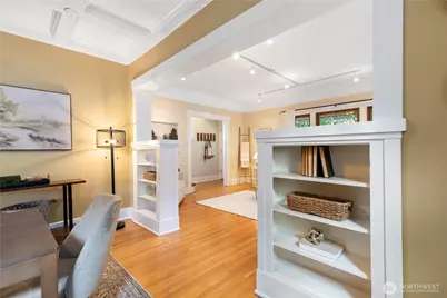 2141 7th Avenue W, Seattle, WA 98119 - Photo 11