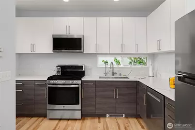 4407 44th Avenue SW #A, Seattle, WA 98116 - Photo 13