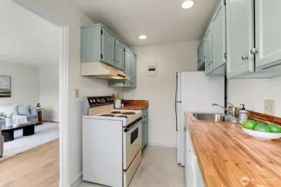 1800 Taylor Avenue N #102, Seattle, WA 98109 - Photo 7