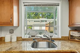 14441 124th Ave NE, Kirkland, WA 98034 - Photo 9