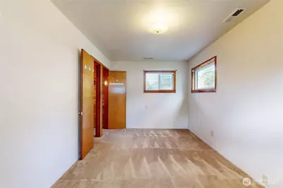 601 SE 6th Street, College Place, WA 99324 - Photo 13