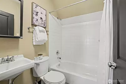 949 25th Avenue S, Seattle, WA 98144 - Photo 21