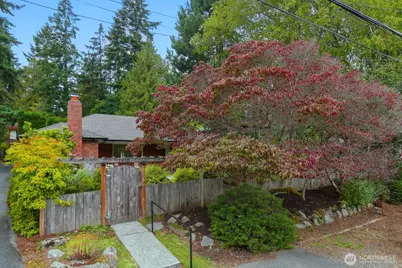 10527 23rd Avenue NE, Seattle, WA 98125 - Photo 29