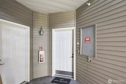 10025 9th Avenue W #D102, Everett, WA 98204 - Photo 3