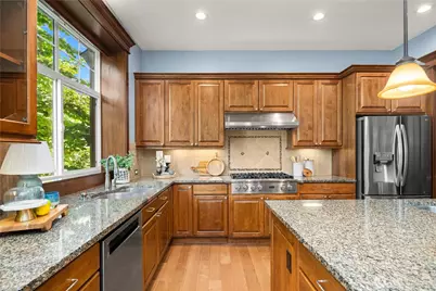 2534 NW Stoney Creek Drive, Issaquah, WA 98027 - Photo 13
