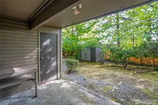 14620 NE 35th St, Bellevue, WA 98007 - Photo 33