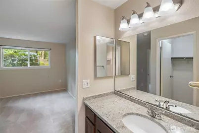 14620 NE 35th Street #105, Bellevue, WA 98007 - Photo 13