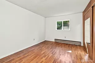 9555 College Way N, Seattle, WA 98103 - Photo 13