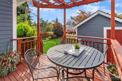 7705 23rd Avenue NW, Seattle, WA 98117 - Photo 11