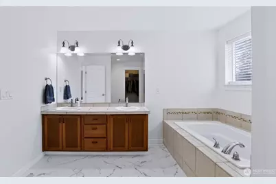 9710 S 234th Place, Kent, WA 98031 - Photo 21