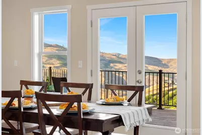 5342 Whispering Ridge Drive, Wenatchee, WA 98801 - Photo 11