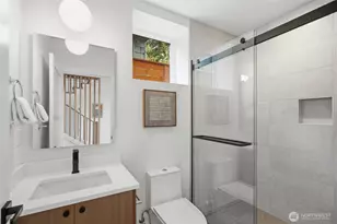 7533 31st Ave NE, Seattle, WA 98115 - Photo 25