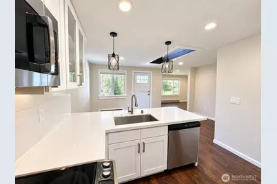 14213 Admiralty Way, Lynnwood, WA 98087 - Photo 25
