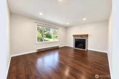 14213 Admiralty Way, Lynnwood, WA 98087 - Photo 21