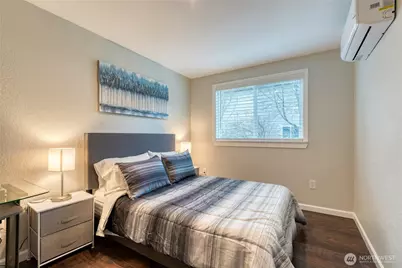 14213 Admiralty Way, Lynnwood, WA 98087 - Photo 17