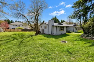 14213 Admiralty Way, Lynnwood, WA 98087 - Photo 33