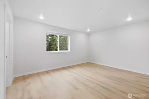 8621 S M St, Tacoma, WA 98444 - Photo 11