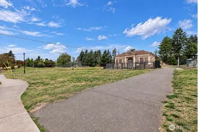 8057 12th Avenue NE, Seattle, WA 98115 - Photo 25