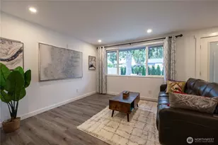 12756 Evanston Ave N, Seattle, WA 98133 - Photo 3