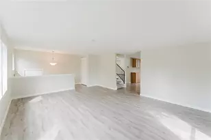 10050 13th Ave NW, Seattle, WA 98177 - Photo 9
