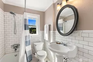 7741 1st Ave NE, Seattle, WA 98115 - Photo 19