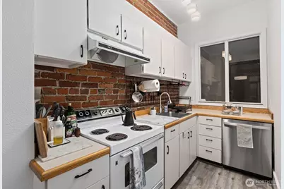 312 1st Avenue S #3, Seattle, WA 98104 - Photo 3
