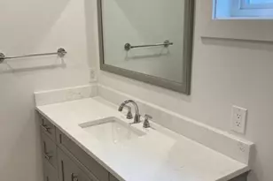 618 E Myrtle St, Bellingham, WA 98225 - Photo 9