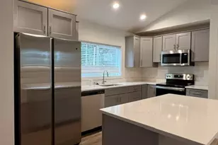 618 E Myrtle St, Bellingham, WA 98225 - Photo 5