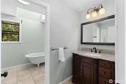 6391 NE Tolo Road, Bainbridge Island, WA 98110 - Photo 31