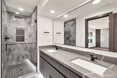 16006 SE 10th Street, Bellevue, WA 98008 - Photo 15