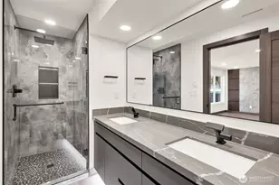 16006 SE 10th St, Bellevue, WA 98008 - Photo 15
