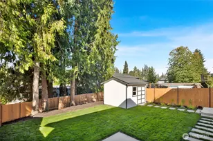 16006 SE 10th St, Bellevue, WA 98008 - Photo 25