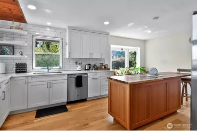 627 Wilson Street, Port Townsend, WA 98368 - Photo 15