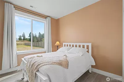 1427 114th Avenue E, Edgewood, WA 98372 - Photo 15