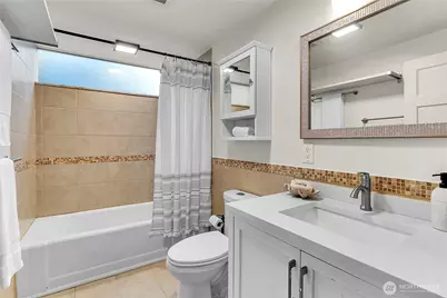 2157 Dexter Avenue N, Seattle, WA 98109 - Photo 17