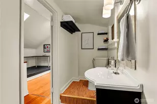 2157 Dexter Ave N, Seattle, WA 98109 - Photo 21